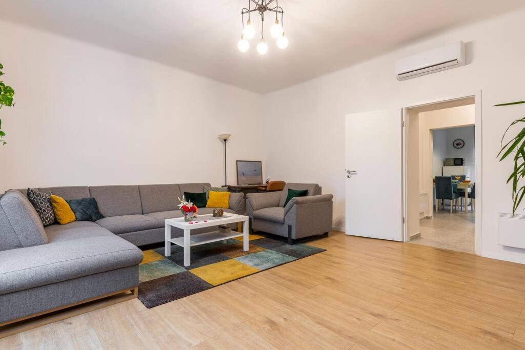 Apartamento Petrova Street Zagreb Exterior foto